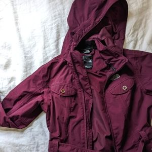 The North Face Fall Wine Raspberry Windbreaker with Removable Hood